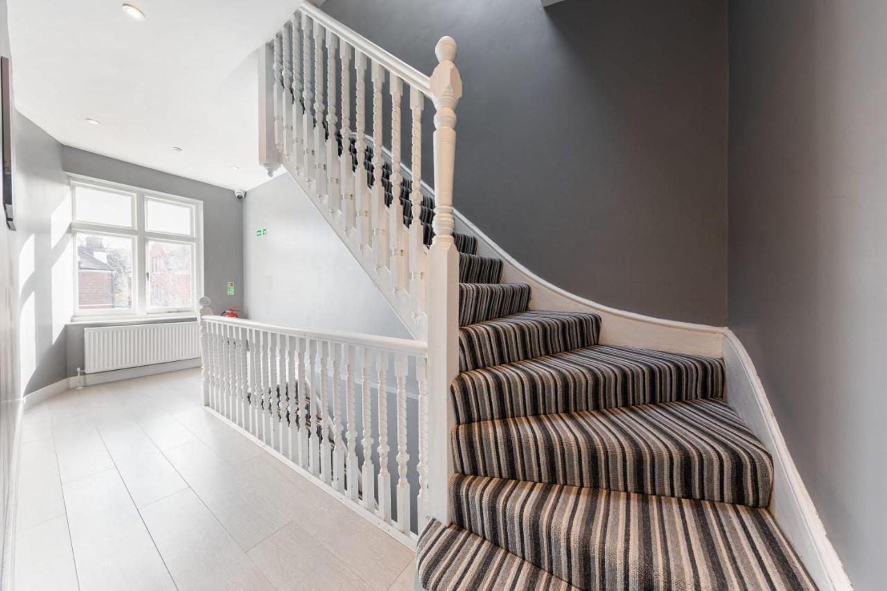 Cozy Ensuite Bedroom For Two Near Tufnell Park Лондон Экстерьер фото